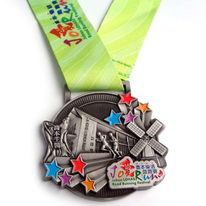 Изготовленные на заказ медали металла градации России закручивая медали лыжи Изготовленная на заказ медаль марафона