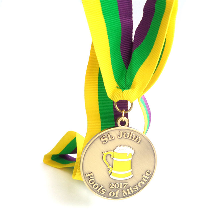 Изготовленные на заказ медали северного оленя любят серебряную медаль школы цвета спорта движения 3Д общественного благосостояния