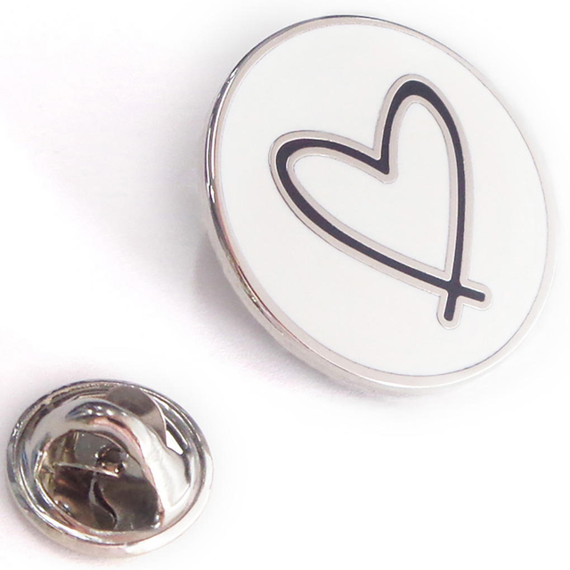 Высококачественные изготовленные на заказ металлические жесткие штифты с отворотом мягкие медицинские эмалированные штифты